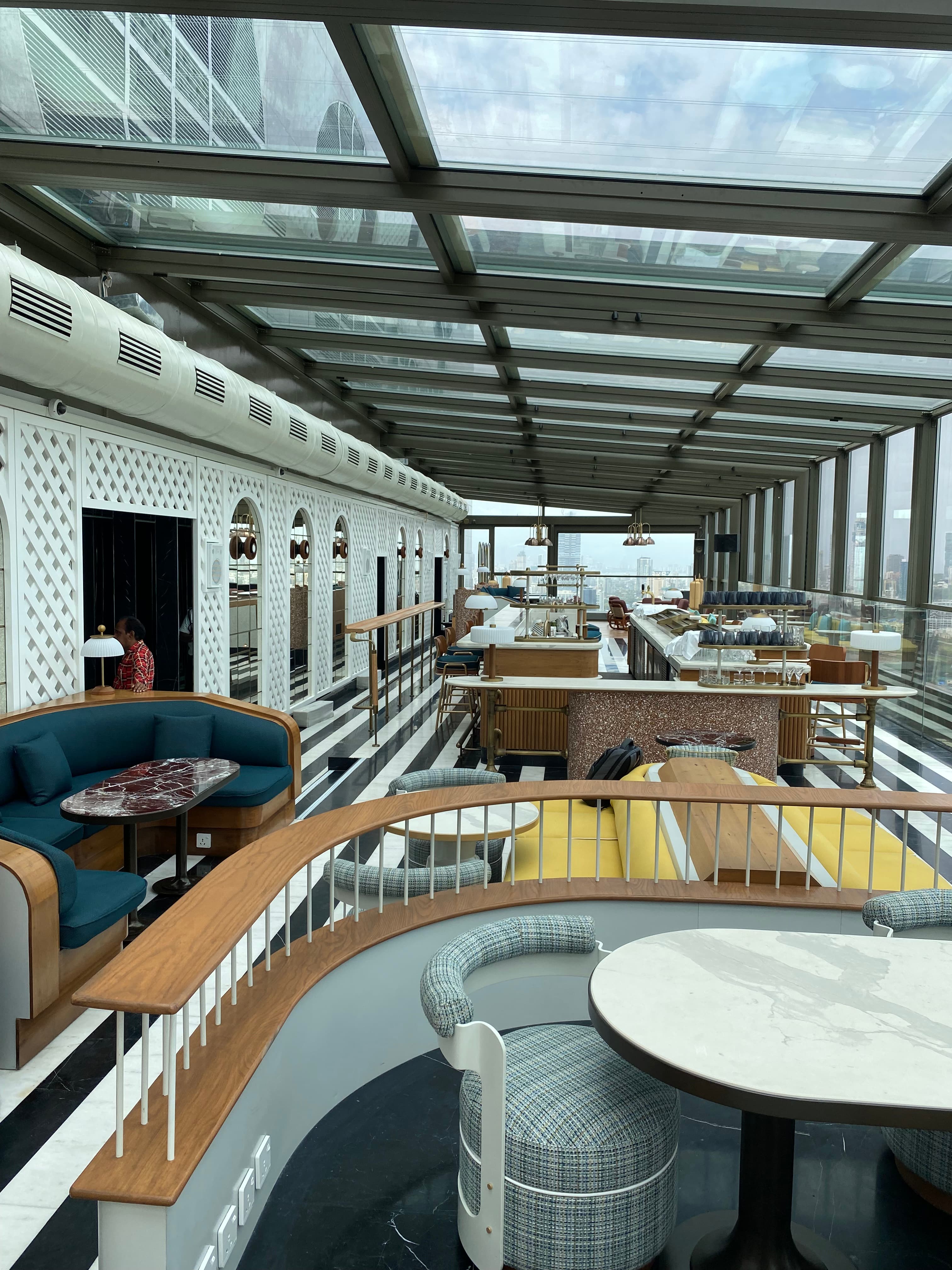 RoofTop Bar & Restaurant